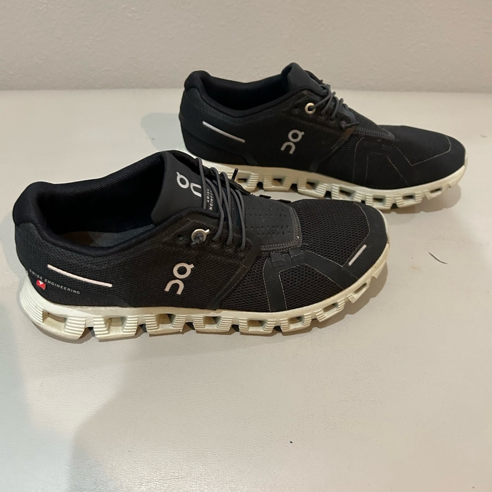 On Cloud tennis shoes